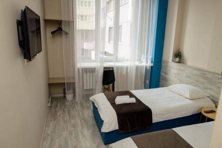 7 Rooms (7 комнат)