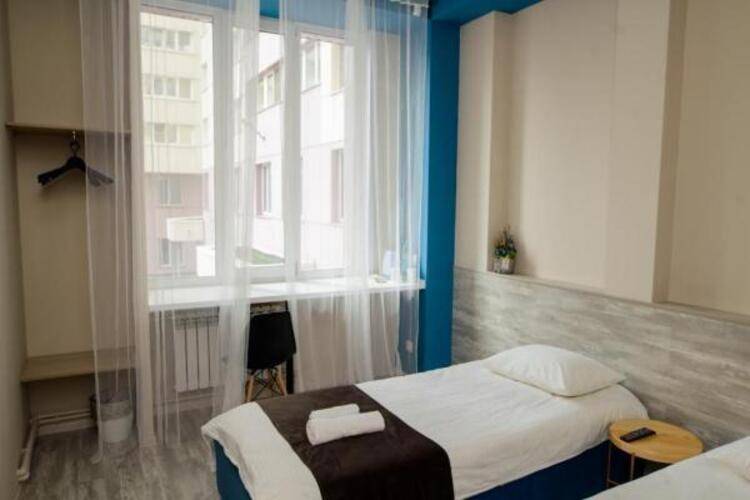 7 Rooms (7 комнат)