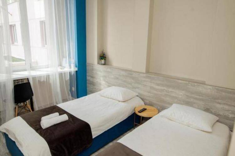 7 Rooms (7 комнат)