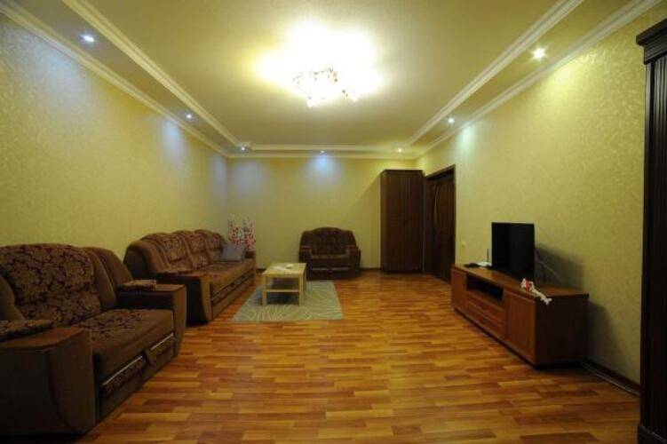 Апартаменты На Улице Дунаевского 1/1