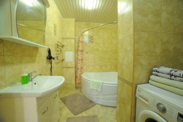 Апартаменты На Улице Дунаевского 1/1