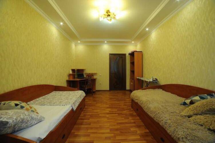 Апартаменты На Улице Дунаевского 1/1