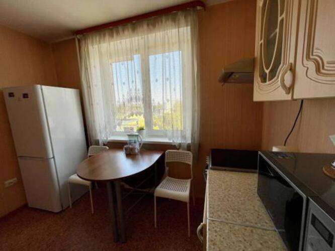 В гости на Строителей 90 Б