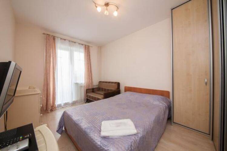 КвартировЪ на улице 78 Добровольческой Бригады 28