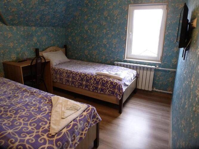 Sheremet Hotel (Шеремет)