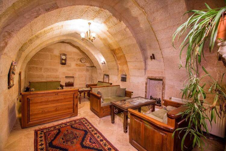 Elegance Cave Suites