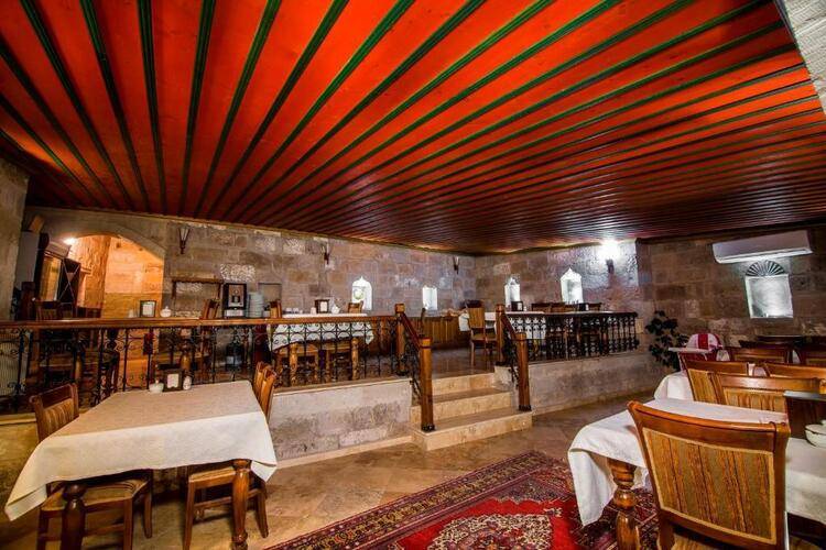 Elegance Cave Suites