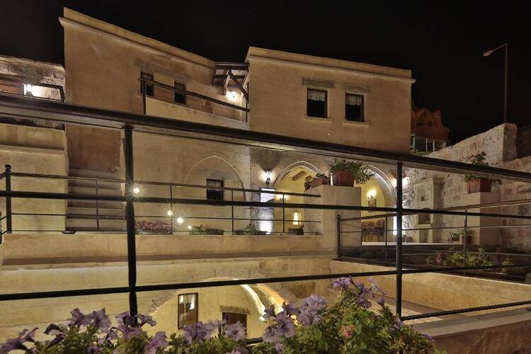 Aurora Cave Hotel