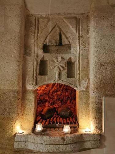 Aurora Cave Hotel