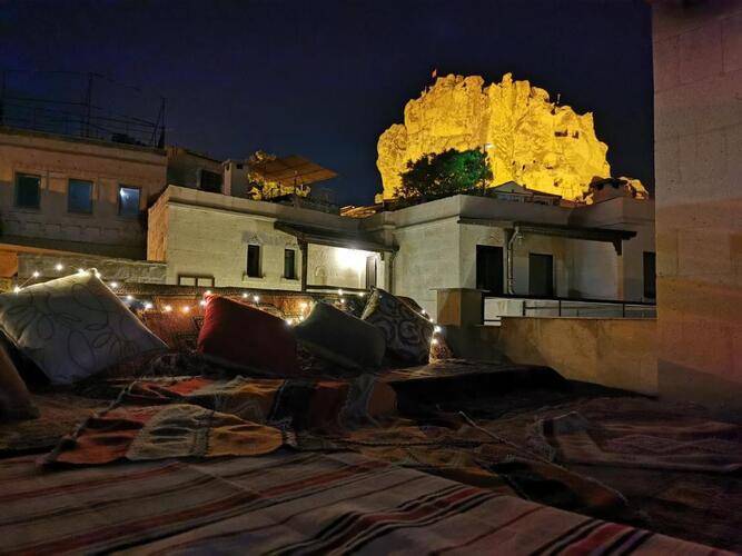 Aurora Cave Hotel