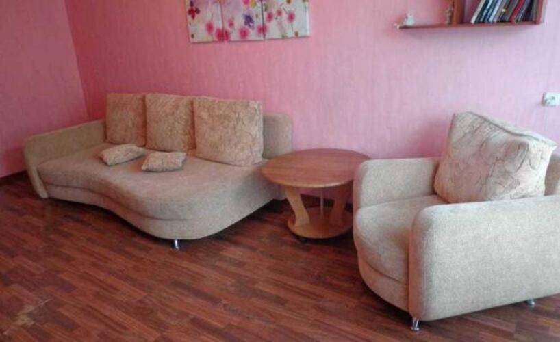 Home Hotel (Хоум Отель) на Весенней 26