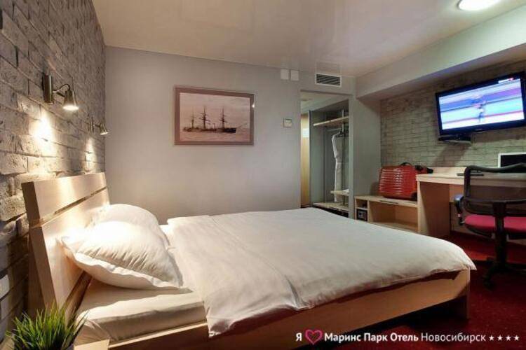 Marins Park Hotel Novosibirsk (Маринс Парк Новосибирск)