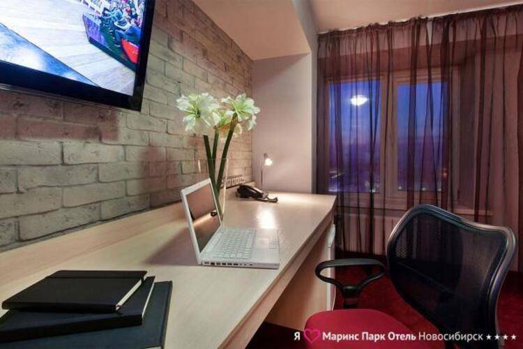 Marins Park Hotel Novosibirsk (Маринс Парк Новосибирск)