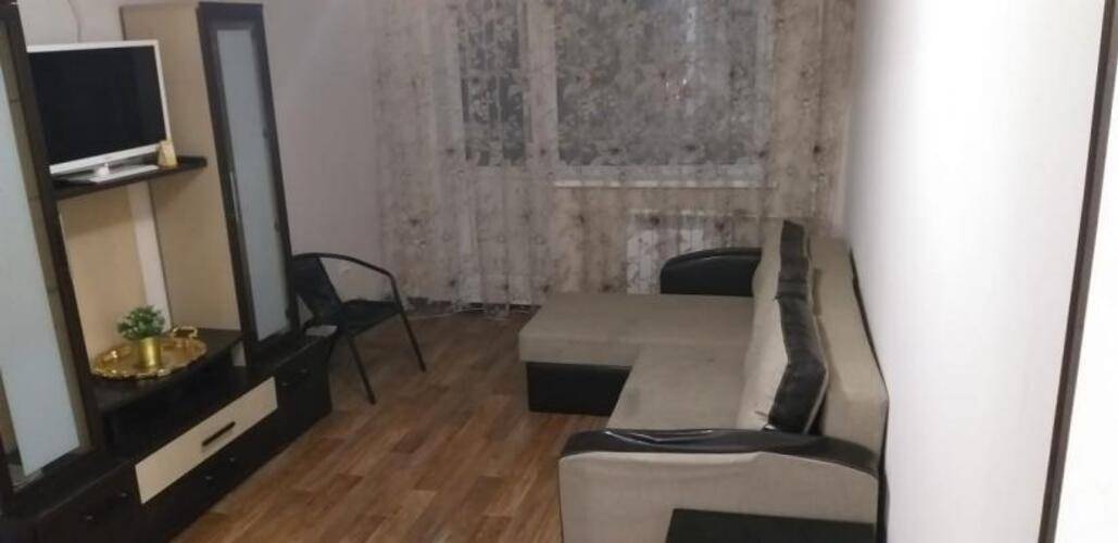 Home Hotel (Хоум Отель) на Институтской 5