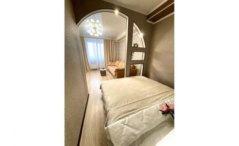 Home Hotel (Хоум Отель) на Институтской 69