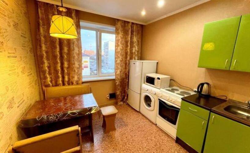 Home Hotel (Хоум Отель) На Строителей 79