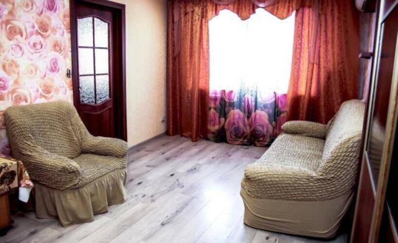 Home Hotel (Хоум Отель) на Зварыгина 16