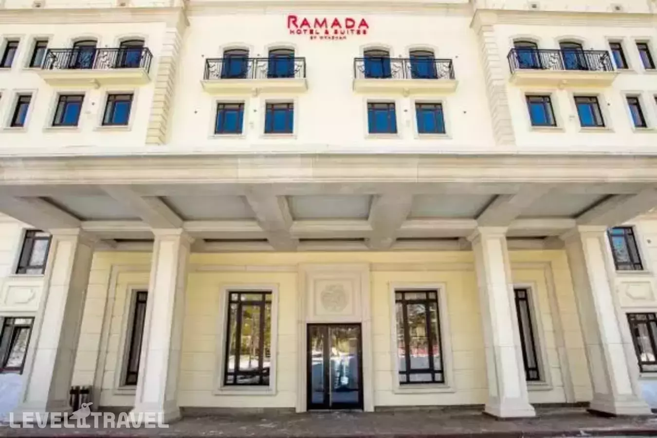 Ramada Hotel & Suites by Wyndham Novosibirsk Zhukovka (Рамада Новосибирск)