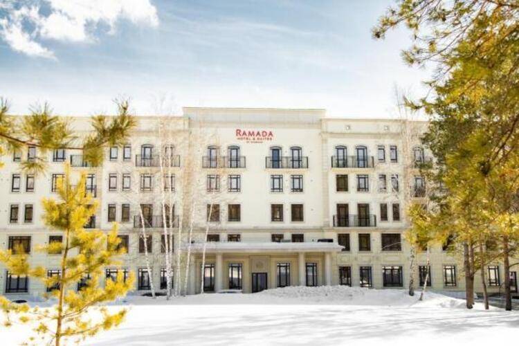 Ramada Hotel & Suites by Wyndham Novosibirsk Zhukovka (Рамада Новосибирск)