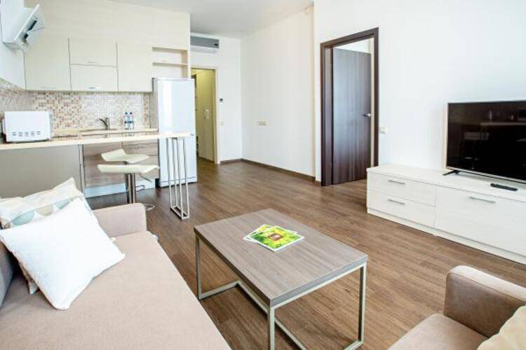 Ramada Hotel & Suites by Wyndham Novosibirsk Zhukovka (Рамада Новосибирск)