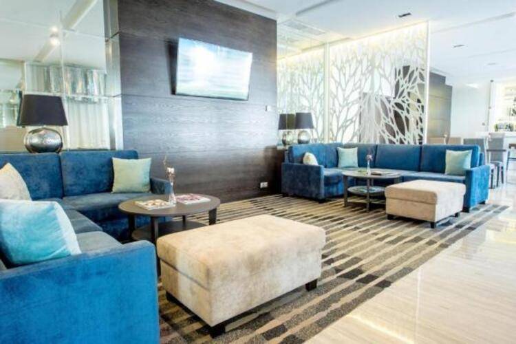 Ramada Hotel & Suites by Wyndham Novosibirsk Zhukovka (Рамада Новосибирск)