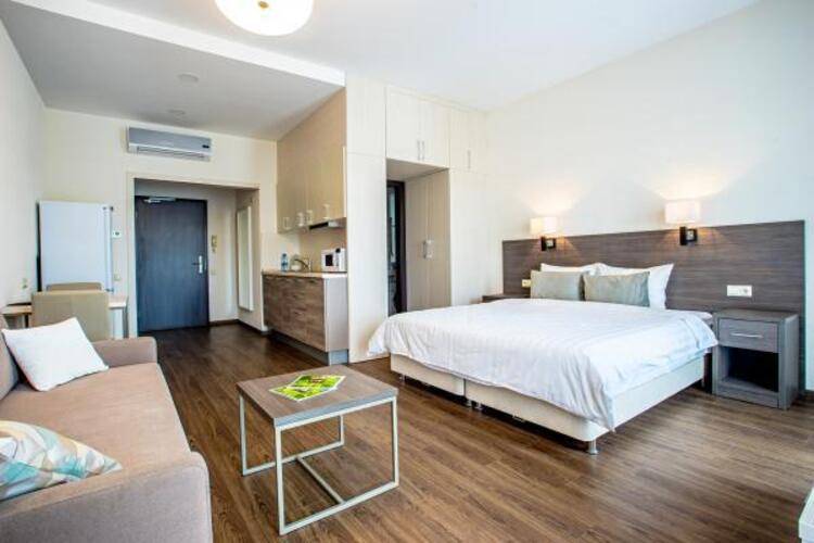 Ramada Hotel & Suites by Wyndham Novosibirsk Zhukovka (Рамада Новосибирск)