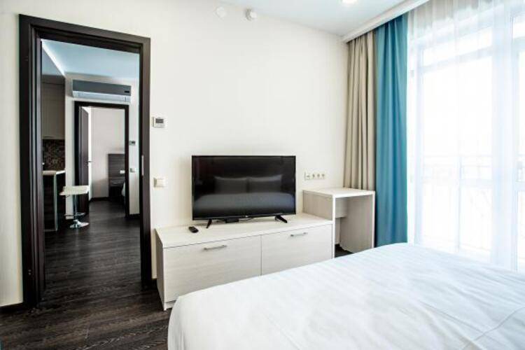 Ramada Hotel & Suites by Wyndham Novosibirsk Zhukovka (Рамада Новосибирск)