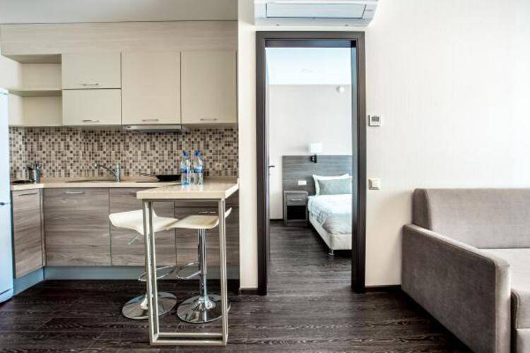 Ramada Hotel & Suites by Wyndham Novosibirsk Zhukovka (Рамада Новосибирск)