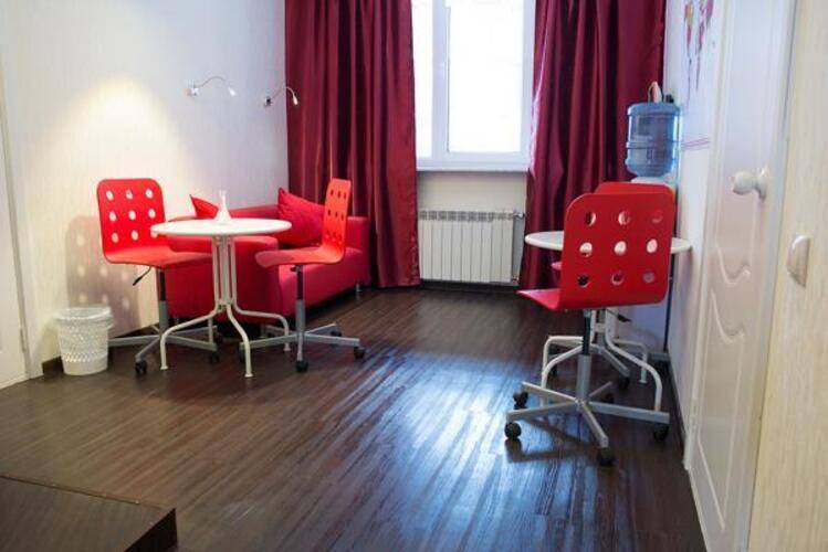 Red-Hotel (Ред)