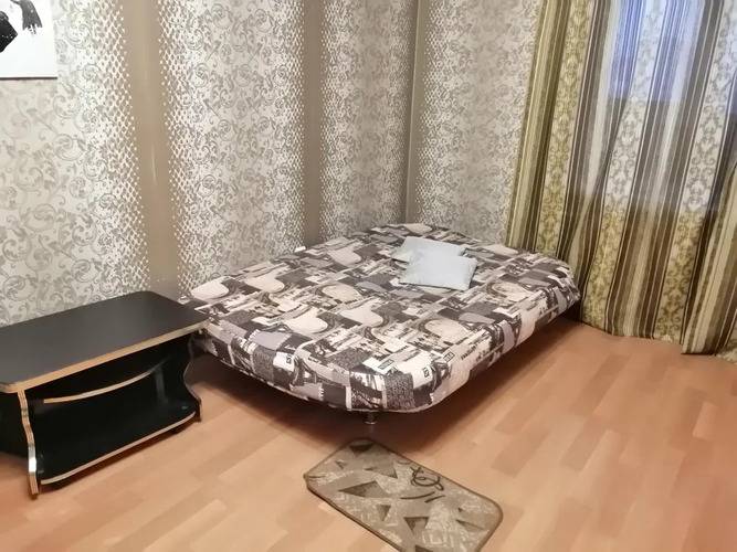 Как дома. Левый берег на Троллейная