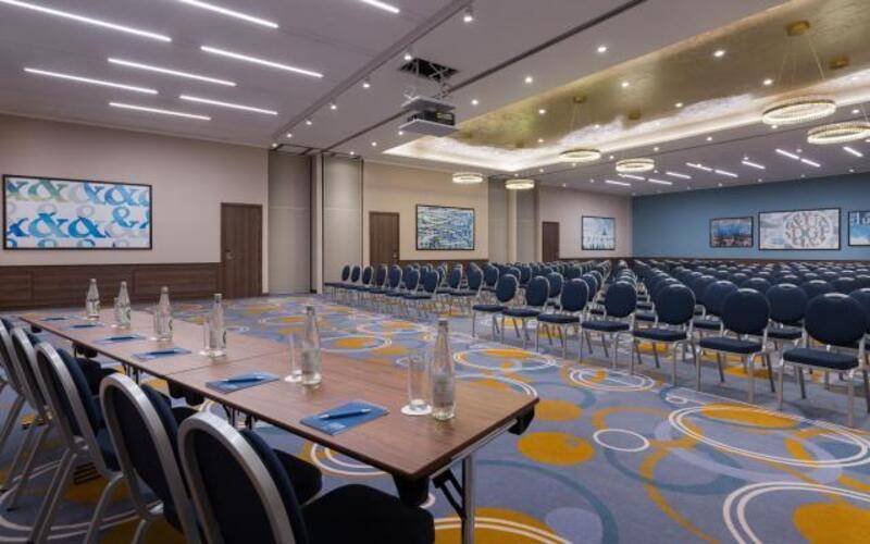 Radisson Hotel & Congress Center Saransk (Рэдиссон Конгресс Саранск)