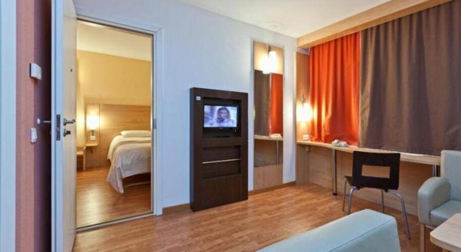 Ibis Yaroslavl Center (Ибис Ярославль Центр)