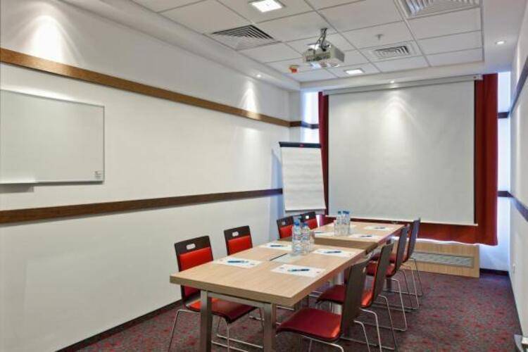 Ibis Yaroslavl Center (Ибис Ярославль Центр)
