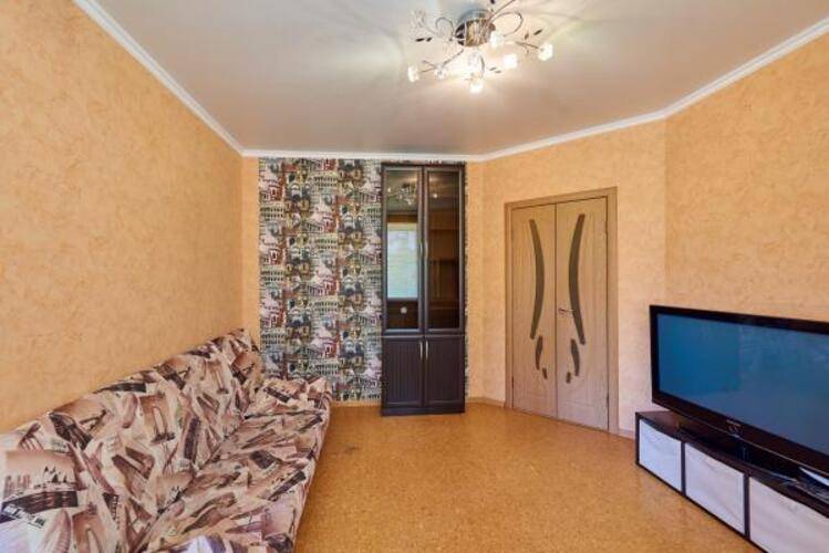 RentHouse (Рент Хаус) на Калинина