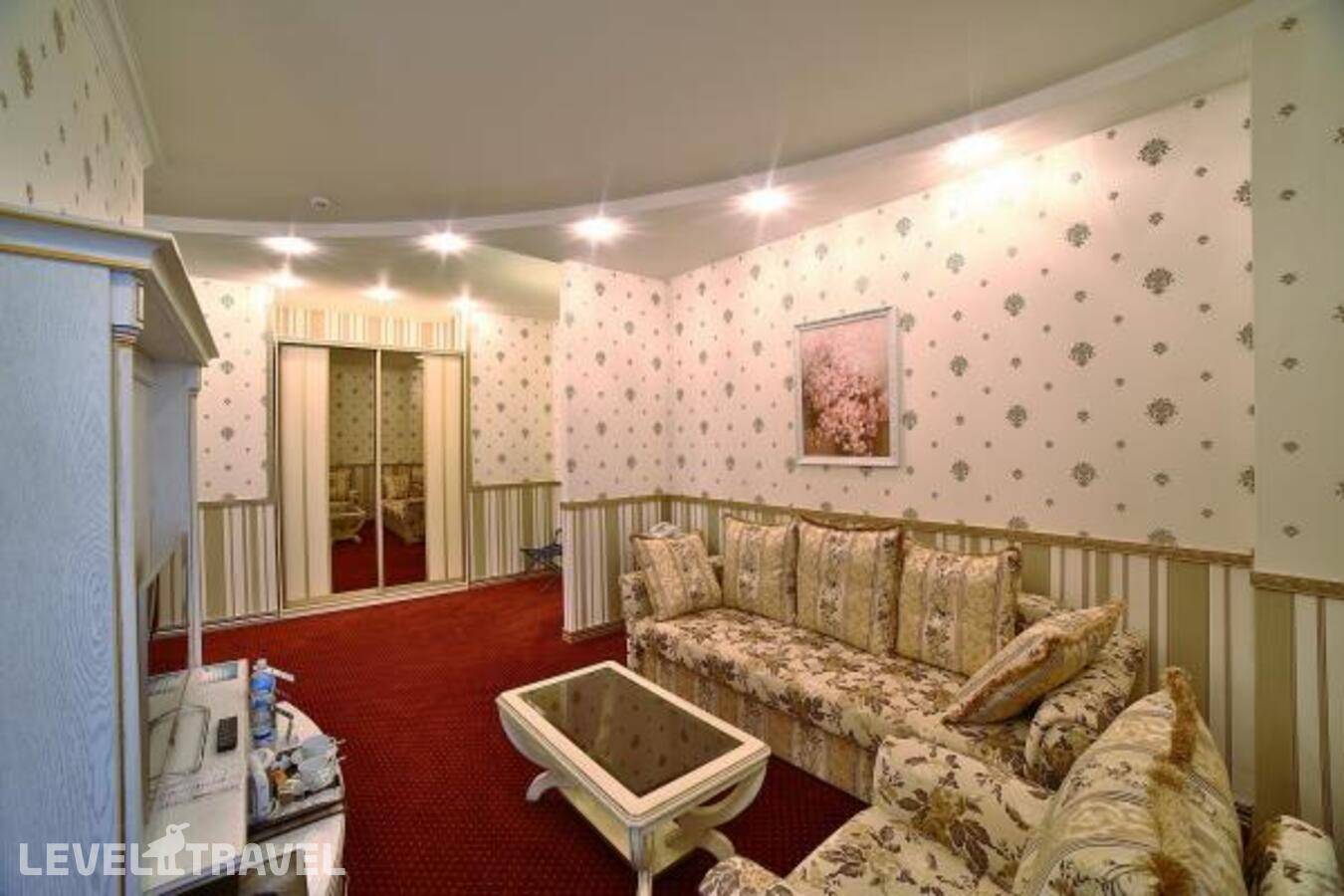 Изображение отеля 8