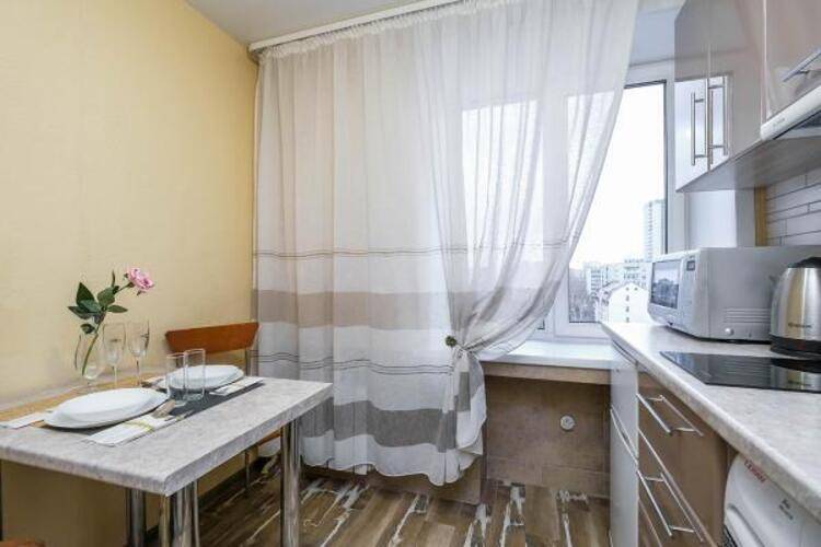 В гости на улице Челюскинцев 44