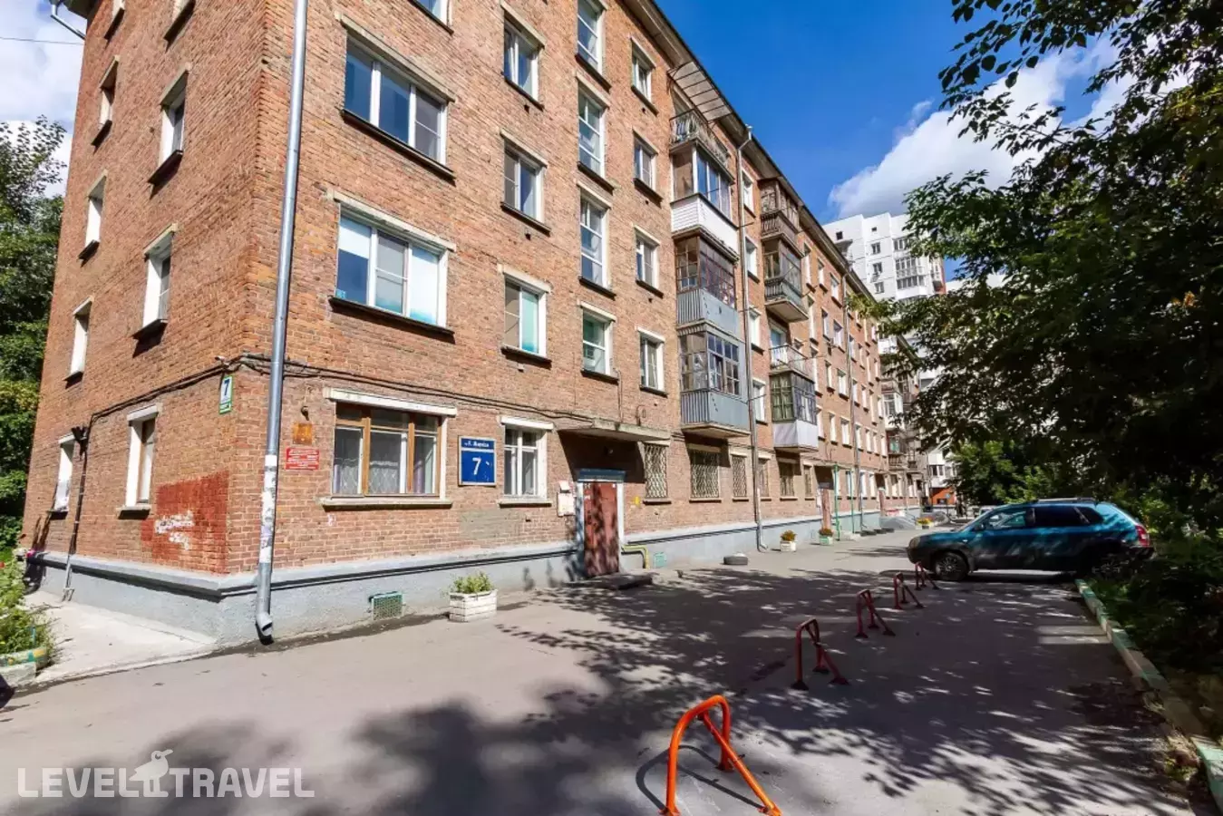 Веста на проспекте Карла Маркса