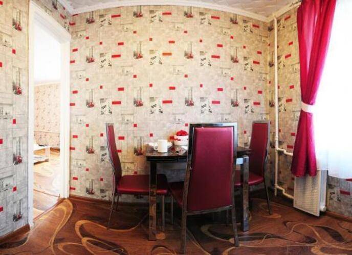 Яр-Сутки на улице Угличская 6