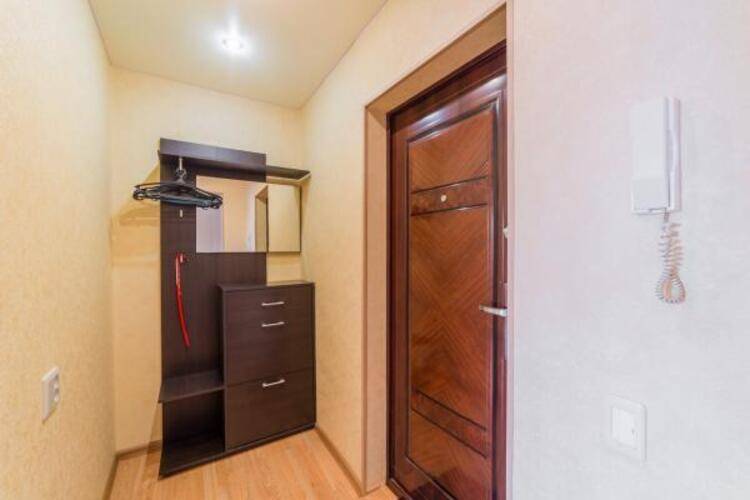 Яр-Сутки на улице Угличская 3