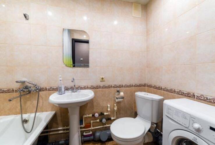 Яр-Сутки на улице Угличская 3