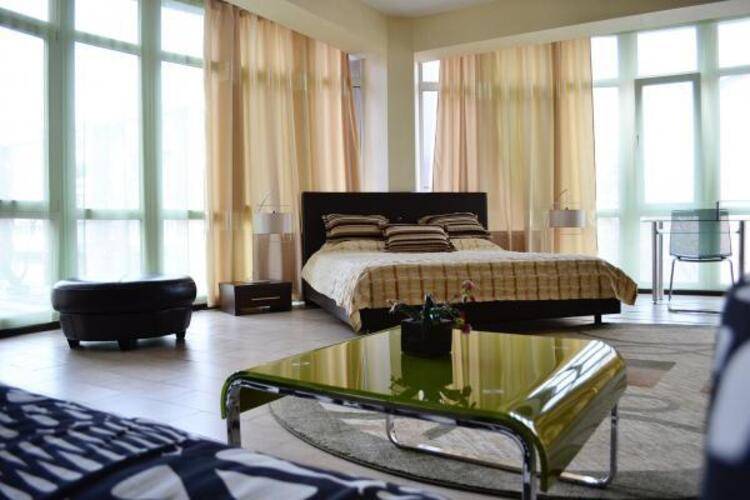 Green Hotel (Грин)