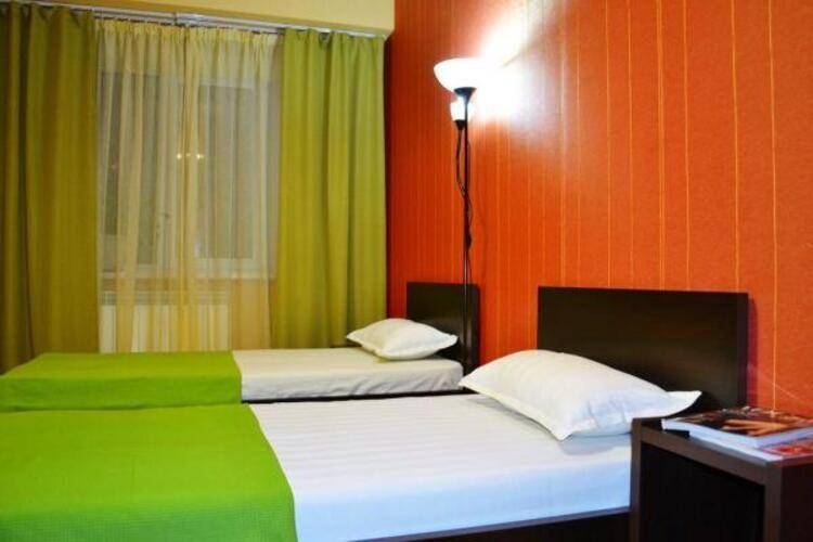 Green Hotel (Грин)
