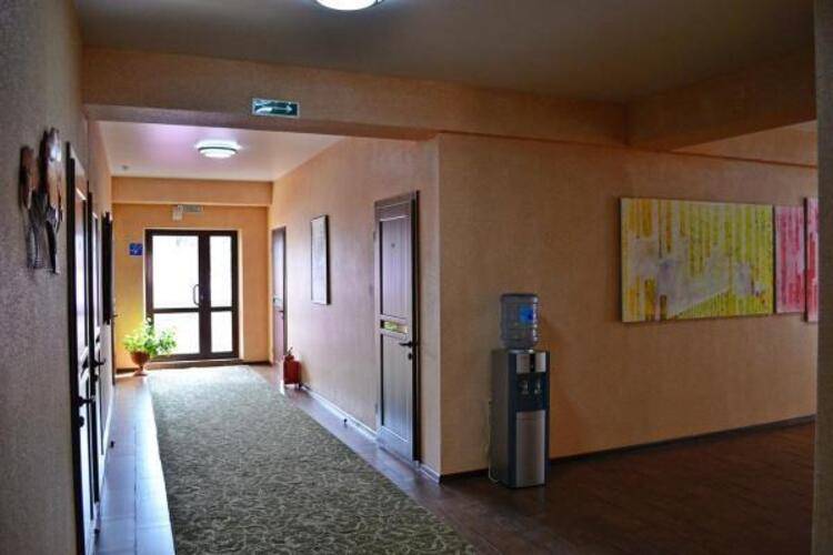 Green Hotel (Грин)