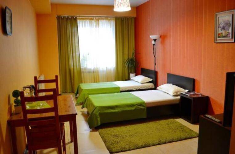 Green Hotel (Грин)