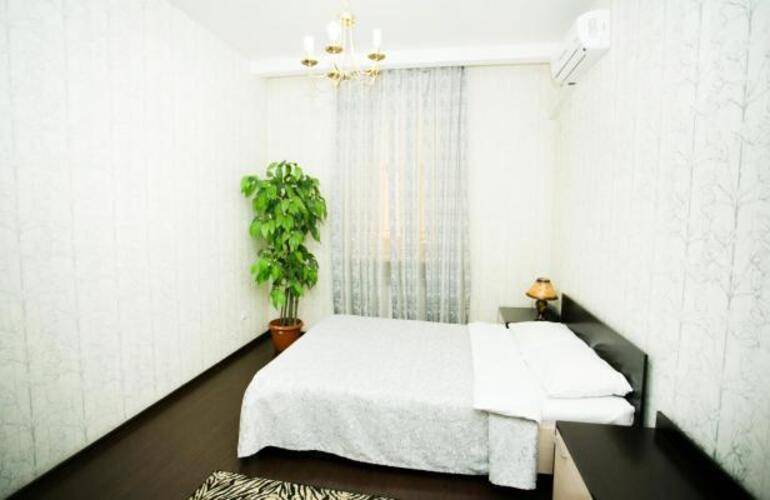 Frant Hotel (Франт Отель)