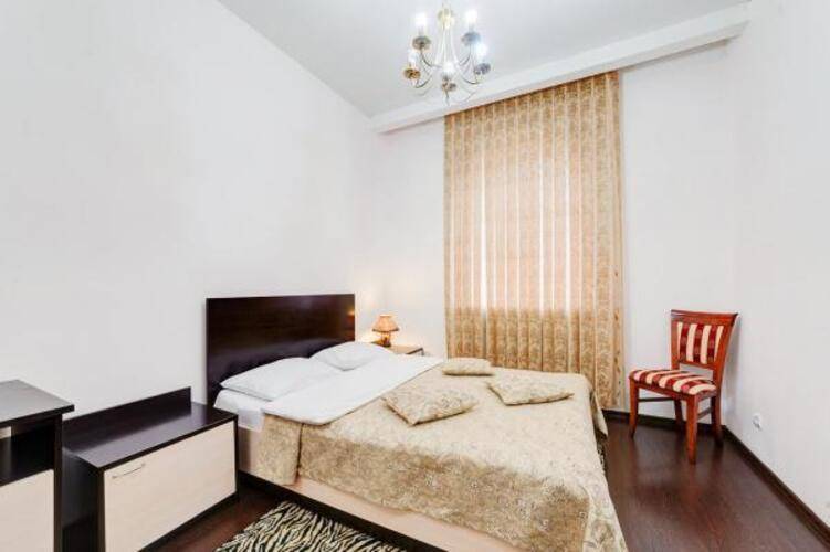 Frant Hotel (Франт Отель)