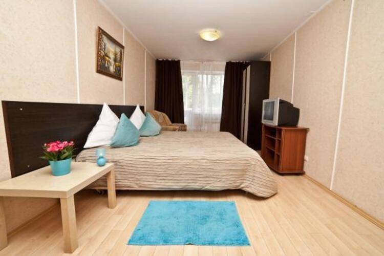 Guest House (Гест Хаус) на Бардина
