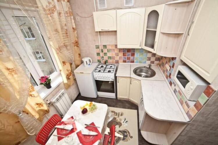 Guest House (Гест Хаус) на Бардина