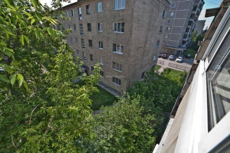 Guest House (Гест Хаус) на Бардина