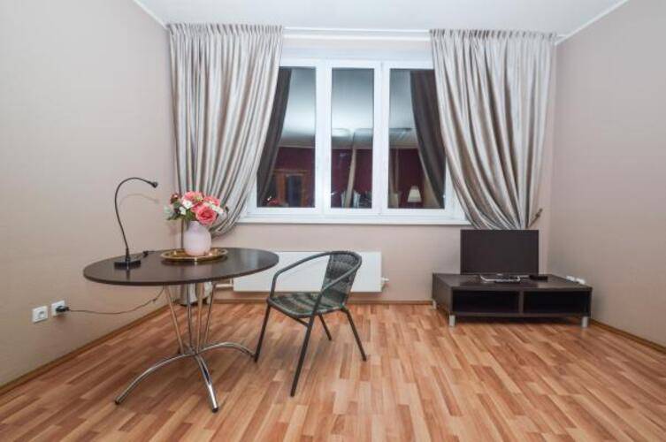 Guest House (Гест Хаус) на Малышева